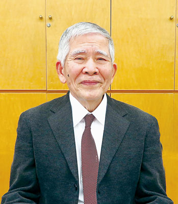 写真：カトリック室蘭教会信徒会の田中賢治会長