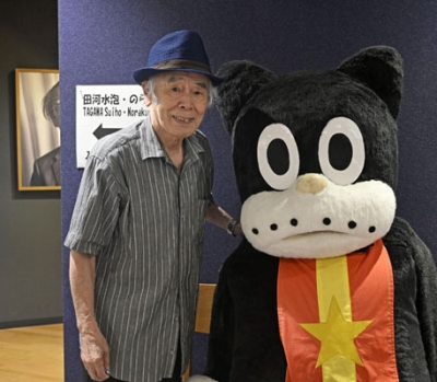 写真：漫画「のらくろ」作者の故田河水泡の弟子で、漫画家の山根青鬼さん