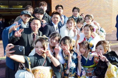 写真:▲二十歳の集い写真特集①