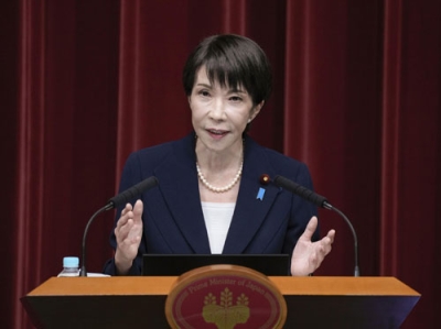 写真：記者会見で、２３日召集の通常国会冒頭に衆院を解散し、衆院選を「２７日公示、２月８日投開票」の日程で実施すると表明した高市首相＝１９日午後、首相官邸