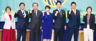 写真：衆院選公示を前にした討論会に臨む（左から）共産党の  田村委員長、国民民主党の玉木代表、中道改革連合の野  田共同代表、自民党総裁の高市首相、日本維新の会の藤  田共同代表、参政党の神谷代表、れいわ新選組の大石共  同代表＝２６日午後、東京・内幸町の日本記者クラブ