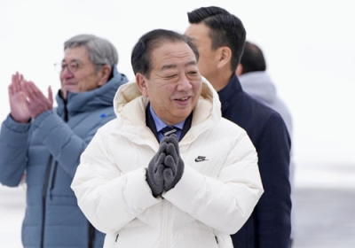 写真：青森県弘前市での第一声に臨む中道改革連合の野田共同代表＝２７日