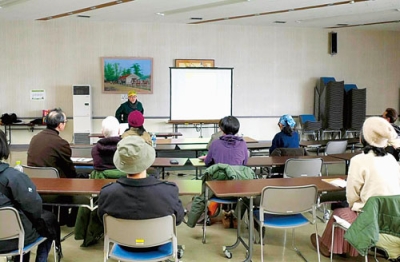 写真:豊浦で行われたパーマカルチャーの入門講座(提供写真)