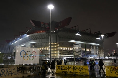 写真：ミラノ・コルティナ冬季五輪の開会式が行われるジュゼッペ・メアッツァ競技場＝４日、イタリア・ミラノ（共同）