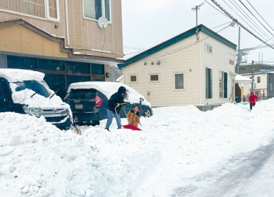 写真:31センチの降雪に見舞われた登別市内