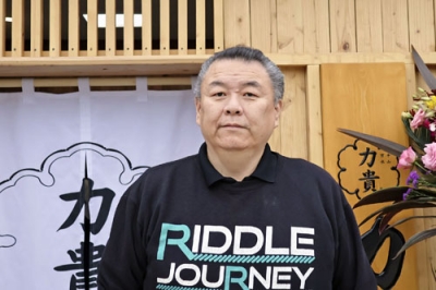写真：飲食店「力貴庵」をオープンした大相撲の元関脇貴闘力さん＝１月、栃木県鹿沼市