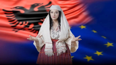 写真：アルバニア議会で演説するＡＩ閣僚の「ディエラ」＝２０２５年９月（ラマ首相のフェイスブックから・共同）