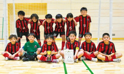 写真:室蘭地区予選で優勝したコンサ室蘭U-12