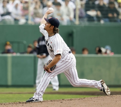 写真：３回に登板し、２回を無失点だった日本代表・伊藤＝サンマリン宮崎