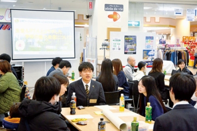 写真:登別明日中の魅力発信について話し合った公開ワークショップ