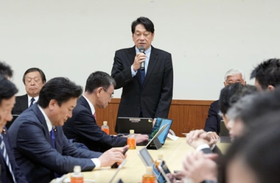 写真：自民党安全保障調査会の会合であいさつする小野寺五典会長＝２５日午前、東京・永田町の党本部