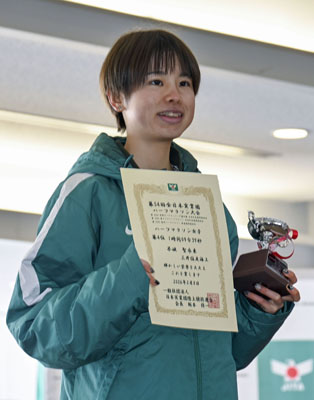 写真：全日本実業団ハーフマラソン女子で４位に入った不破聖衣来＝維新みらいふスタジアム