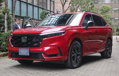 写真：ホンダが発売する新型ＳＵＶ「ＣＲ―Ｖ」＝２６日午前、東京都港区