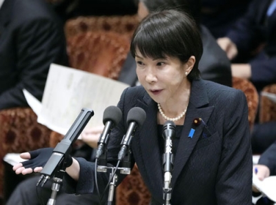 写真:衆院予算委で答弁する高市首相=2日午前