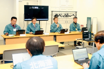 写真：防疫計画などを確認した対策会議