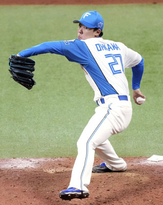 写真：ロッテとのオープン戦で、８回に登板した日本ハム・大川。１回無失点と好投した＝エスコンフィールド