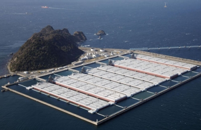 写真：北九州市若松区の白島国家石油備蓄基地＝１２日午後（共同通信社ヘリから）