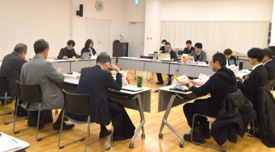 写真:観光振興ビジョン策定の概要版について協議したWG