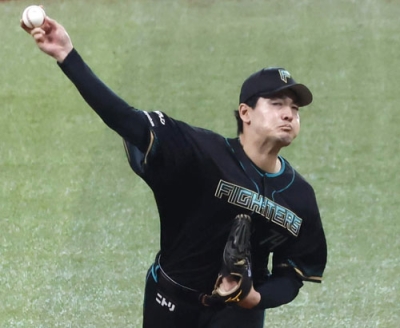 写真：４回無失点と好投したした日本ハム先発の有原＝エスコンフィールド