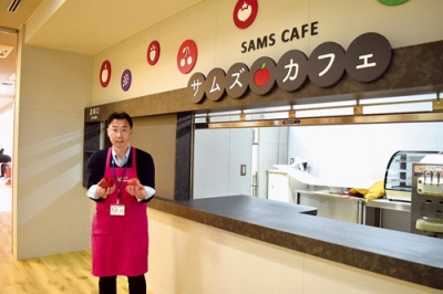 写真：新メニューのアップルパイなどが提供されるサムズカフェ