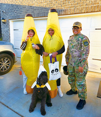 写真：ハロウィーンの仮装